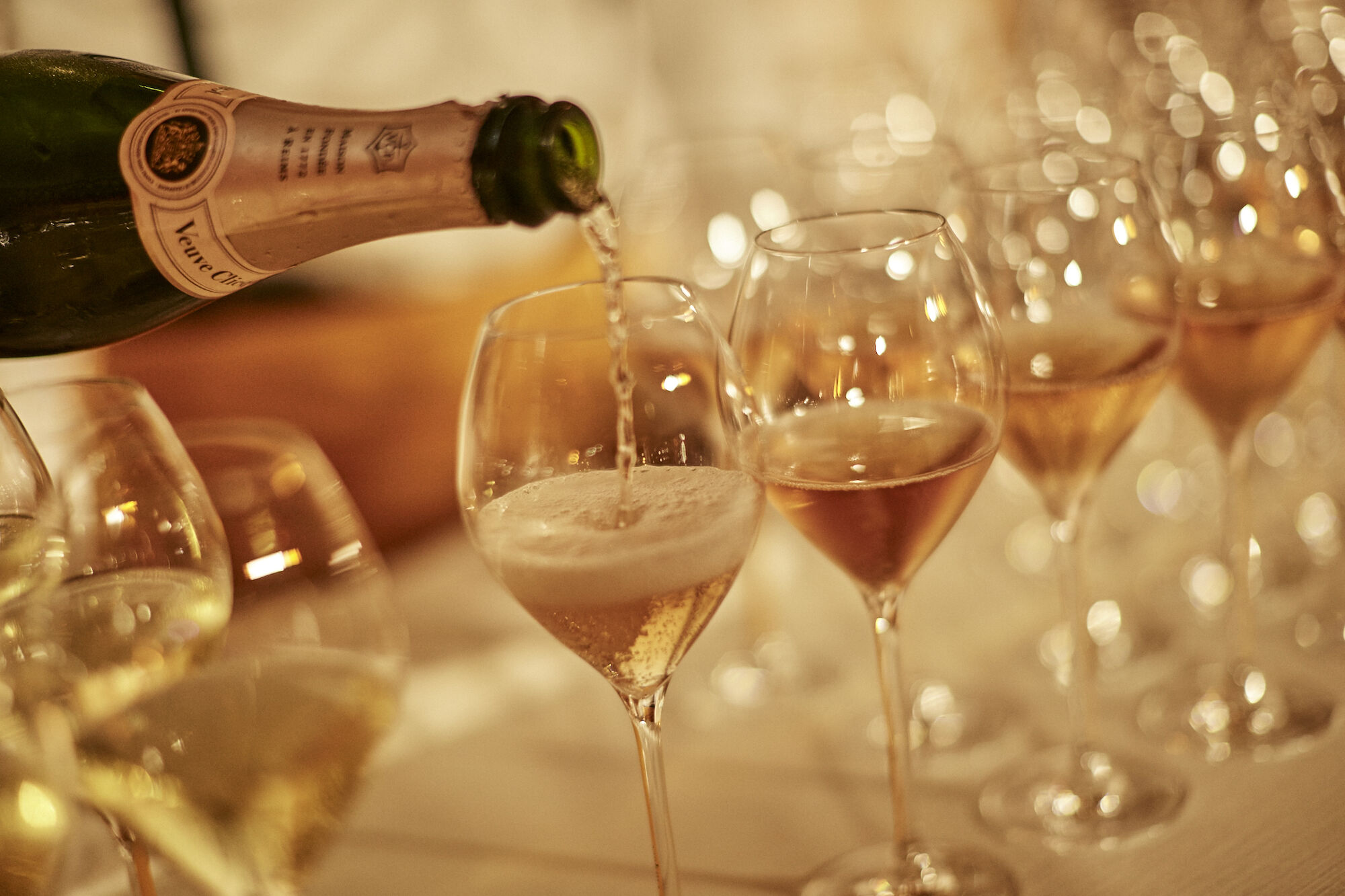 Veuve Clicquot Carnaval —01