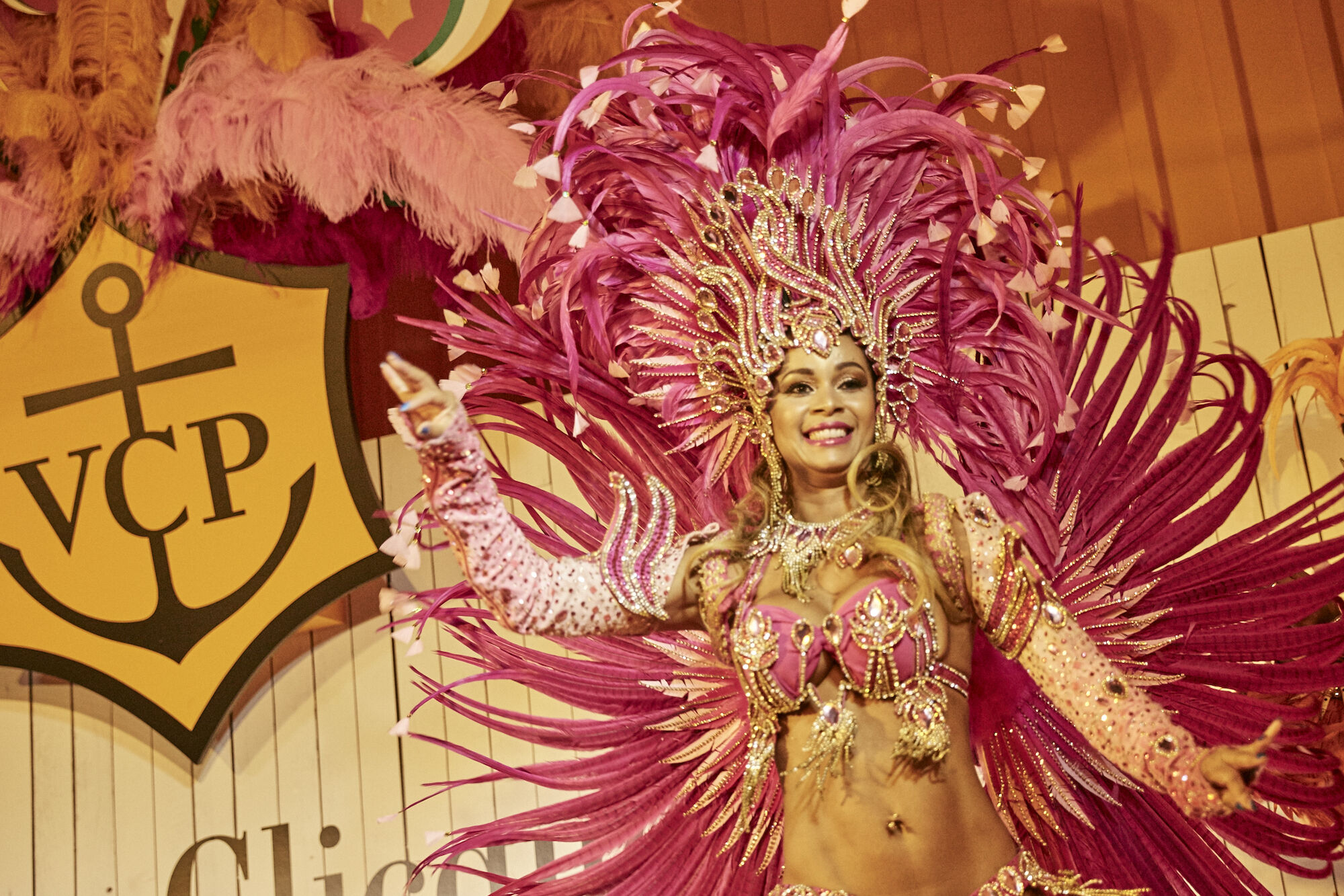 Veuve Clicquot Carnaval —02