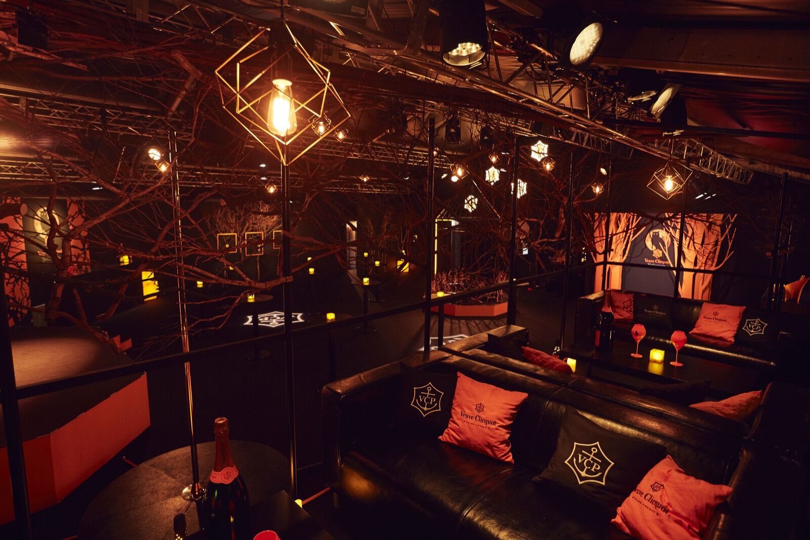 Veuve Clicquot Yelloween — 15