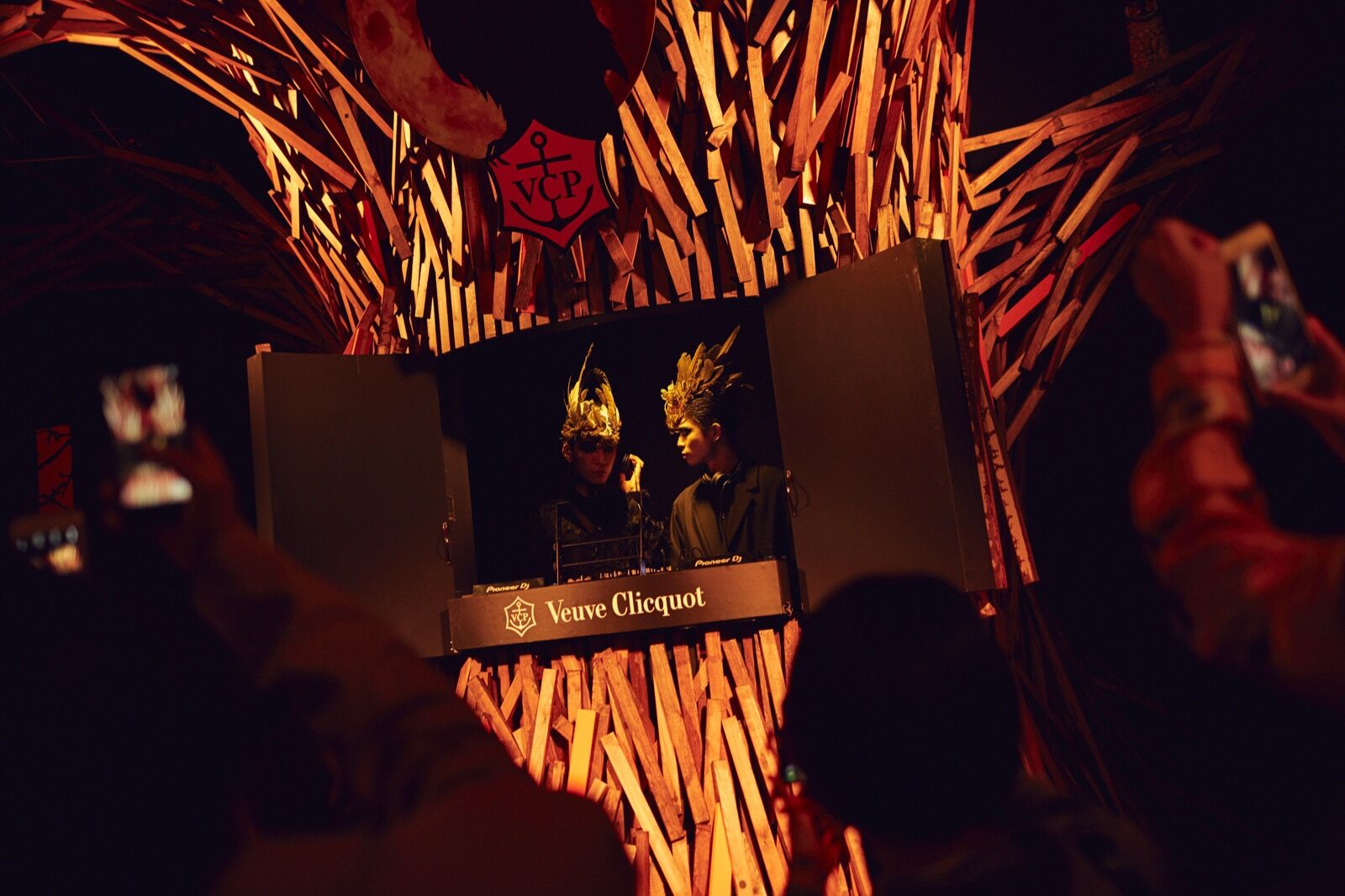 Veuve Clicquot Yelloween — 19